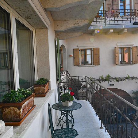 Api Tenna Apartaments Betulla 2 Exterior photo