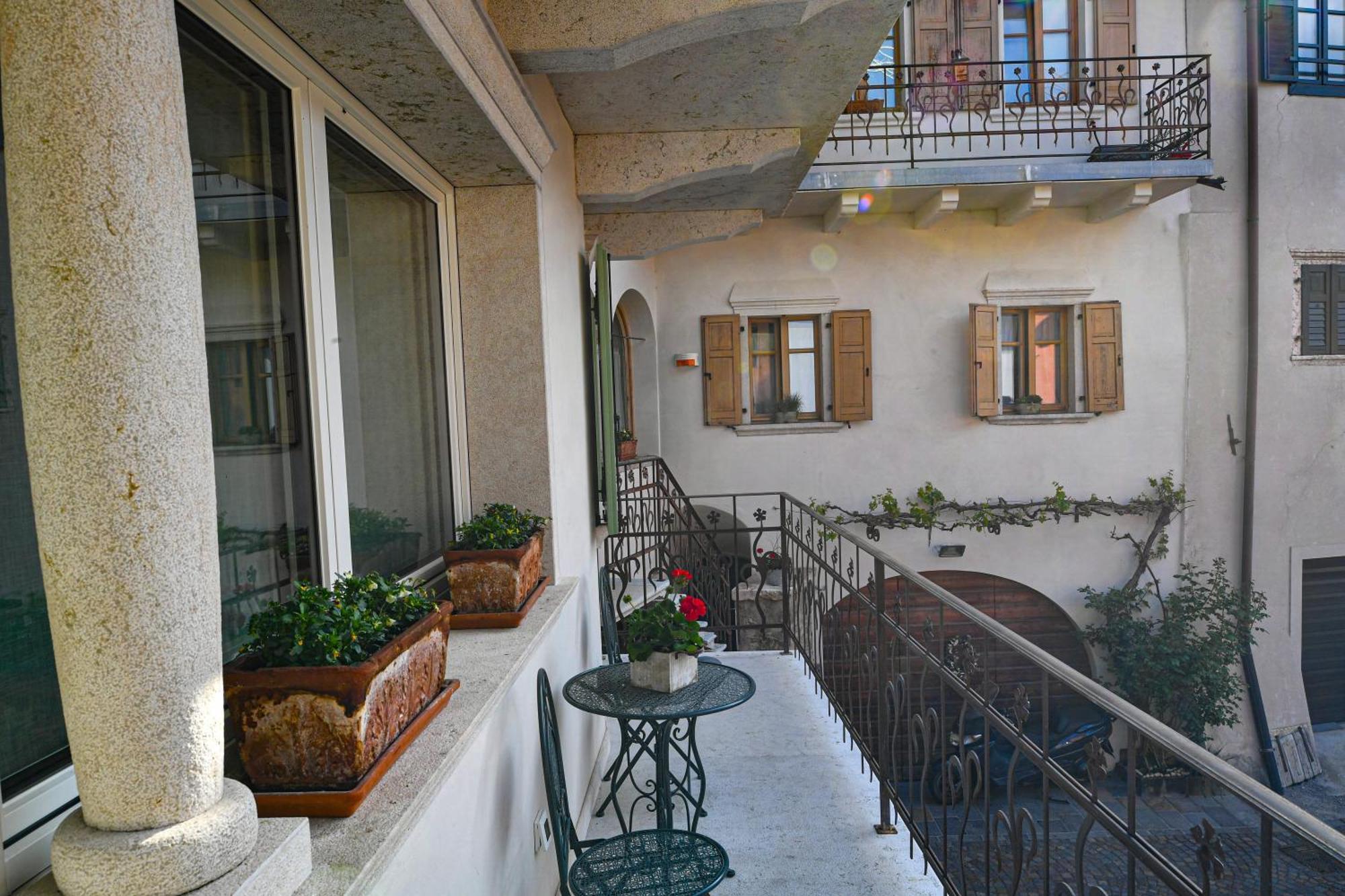 Api Tenna Apartaments Betulla 2 Exterior photo